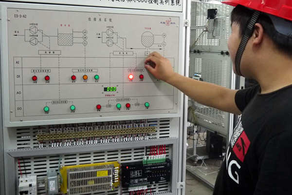 樓宇智能化系統安裝與調試需要專業化人才!(圖1) 樓宇智能化系統安裝與調試需要專業化人才!(圖1)